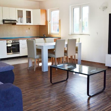 Apartman Ana Srima Eksteriør billede