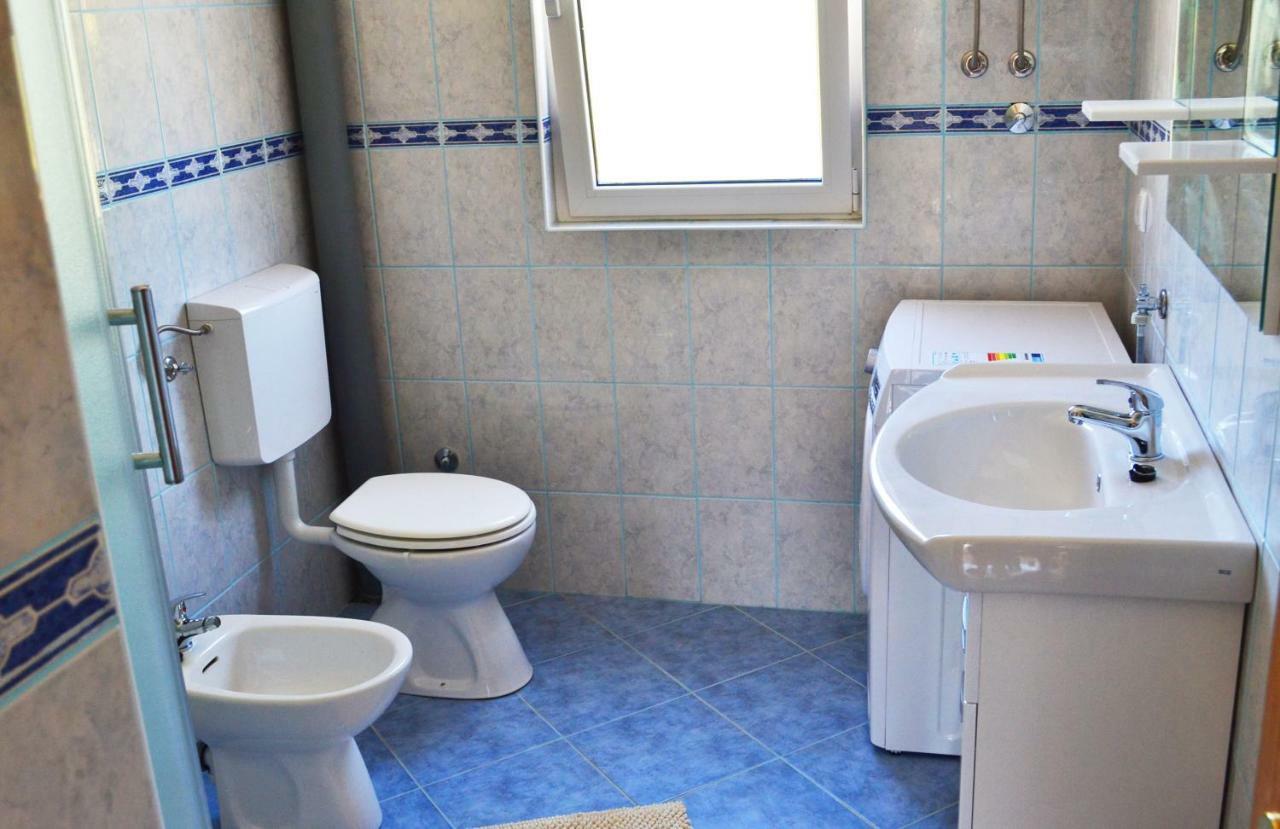 Apartman Ana Srima Eksteriør billede